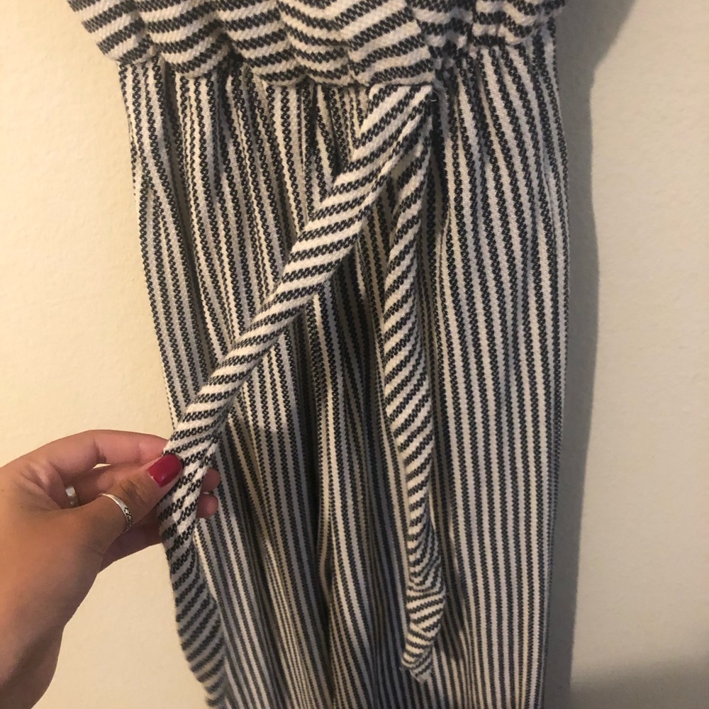 Striped romper - Picture 4 of 6
